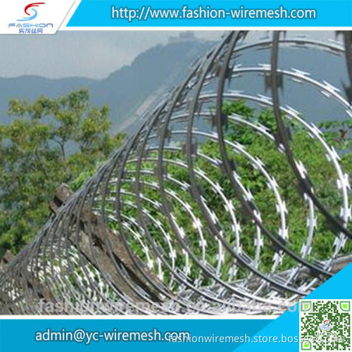 China manufacturer 2 strand barbed wire